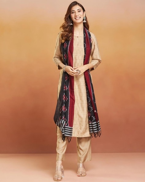 Women Ikat Print Stole Price in India