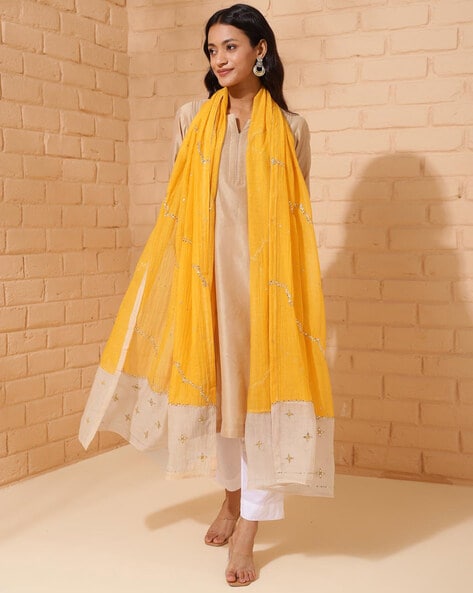 Women Embellished Dupatta Price in India