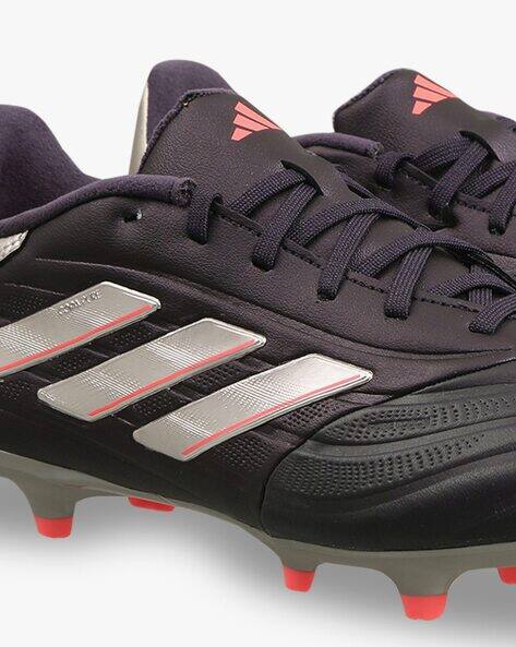 adidas model town