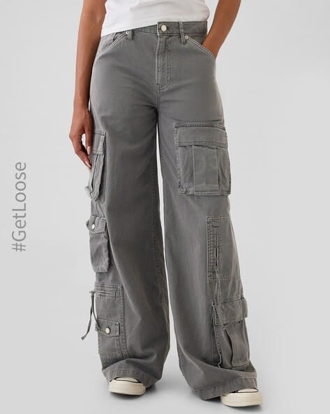 Women Relaxed Fit Low-Rise Cargo Pants