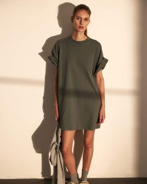 Buy H&M Women Oversized T-Shirt Dress Online | Ajio.com Buy H&M Women Oversized T-Shirt Dress Online | Ajio.com