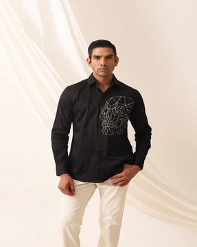 Dresses for Mens on Sale Buy Mens T shirts Online AJIO