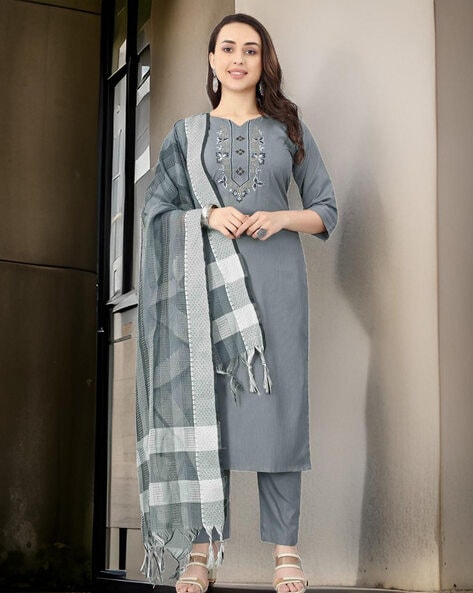 Women Embroidered Straight Kurta Set Price in India