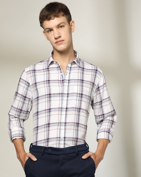 Men Checked Slim Fit Shirt