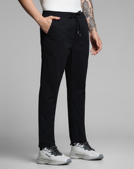 Men Straight Fit Flat-Front Pants with Insert Pockets