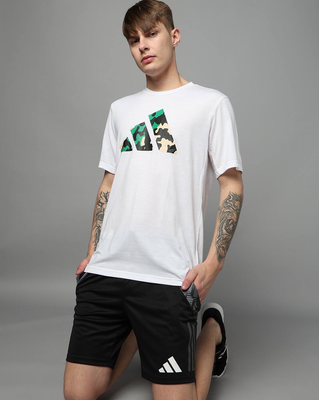 -1117Wx1400H-469456233-white-