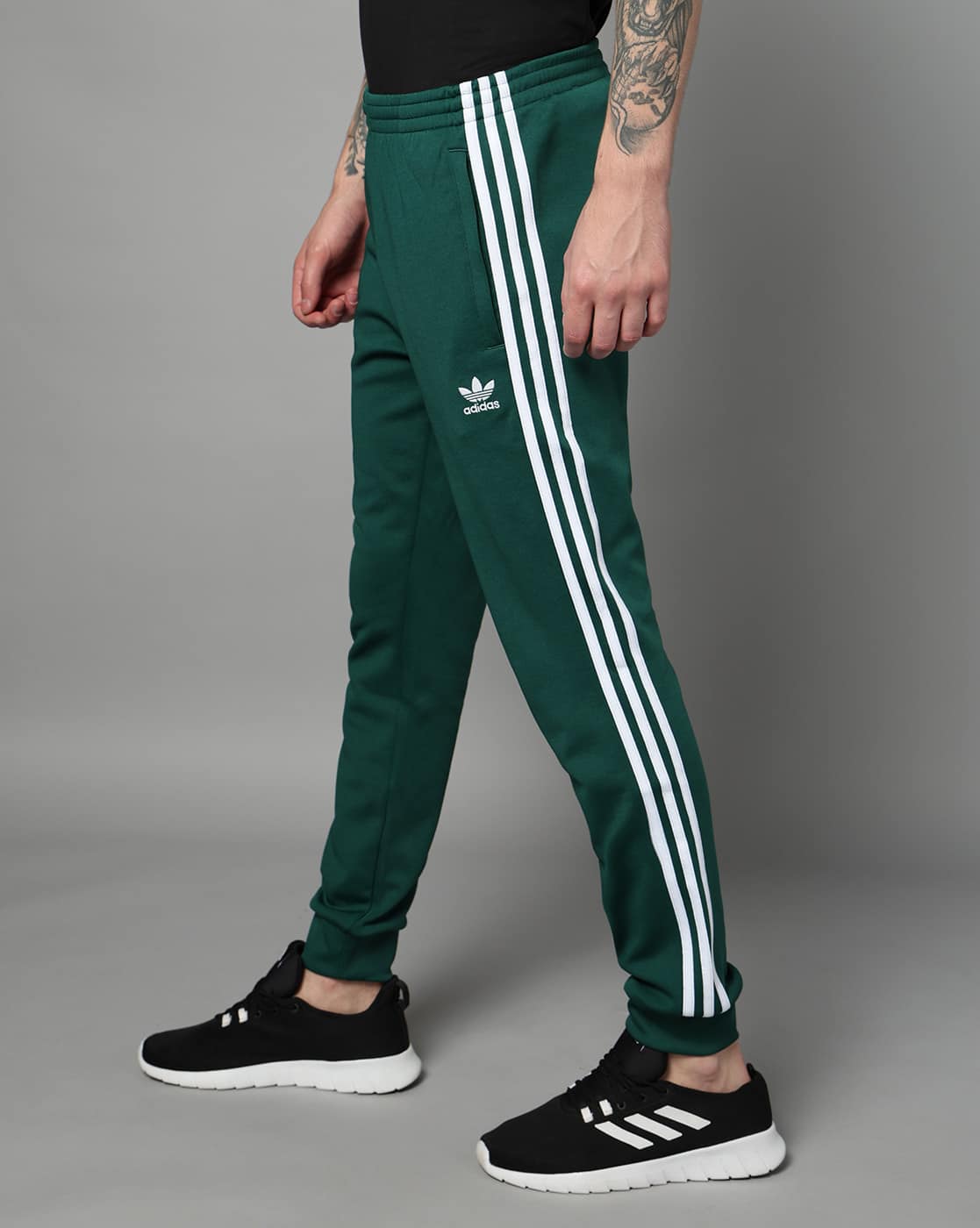 Sweatpants Adidas Gd9956 Men SST TP Striped Joggers With Insert Pockets