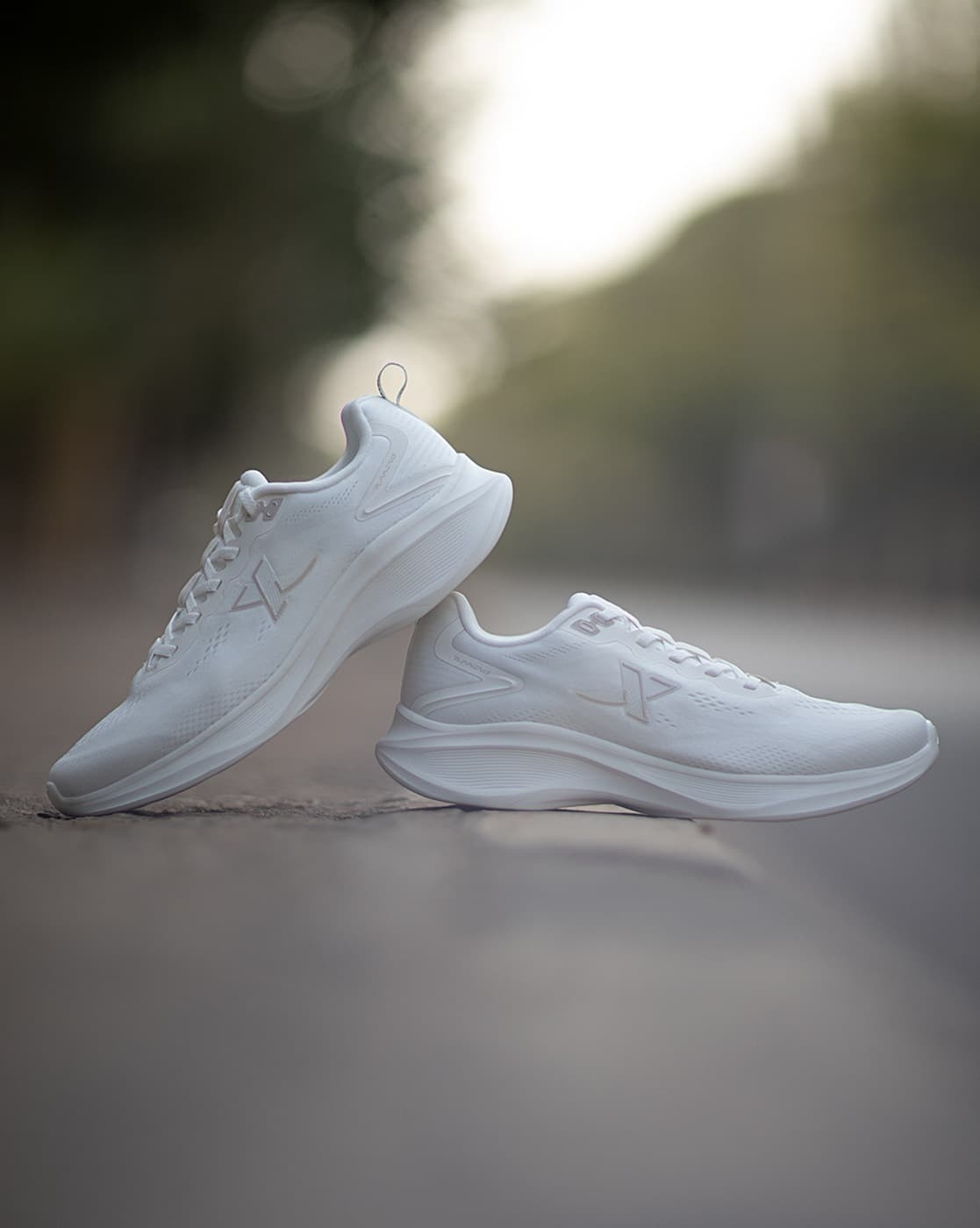Buy Xtep Women Low-top Shoes with Lace Online | Ajio.com