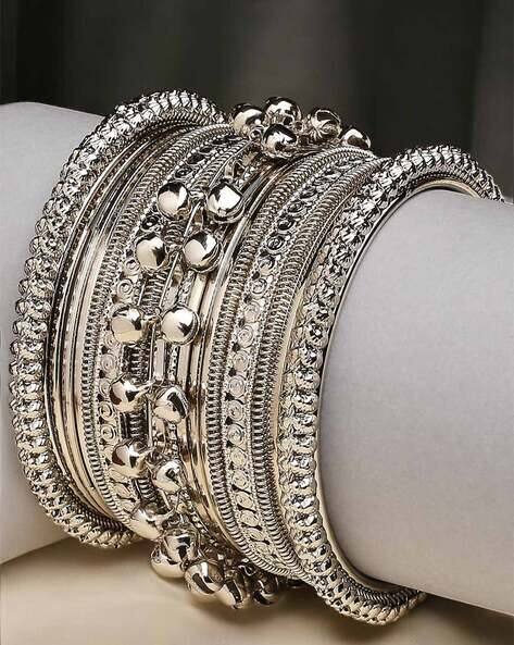 Oomph Set of 17 Women Oxidised Silver-Plated Bangles