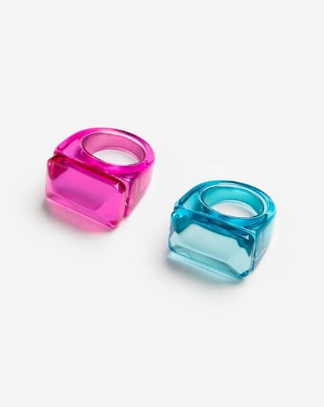 Pack of Plastic Rings