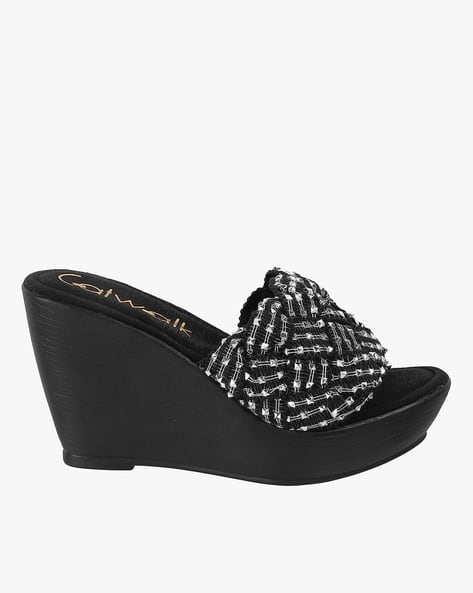 round toe wedges