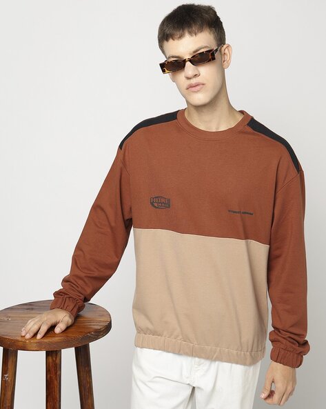 Men Colourblock Relaxed Fit Sweatshirt