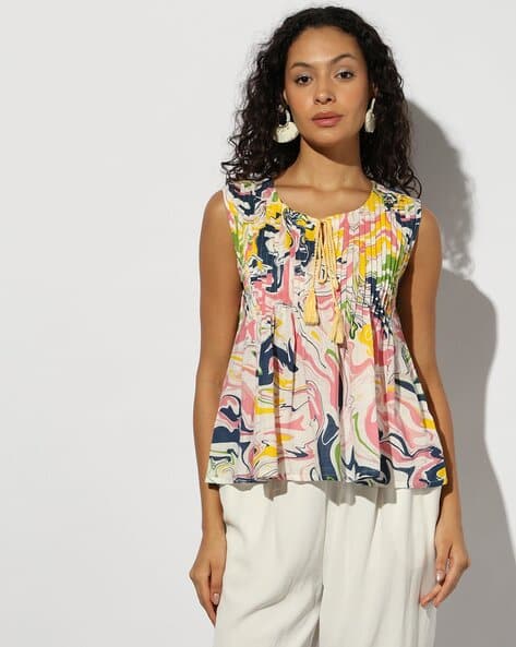 Svrnaa by AZORTE Women Printed Relaxed Fit Pleated Top