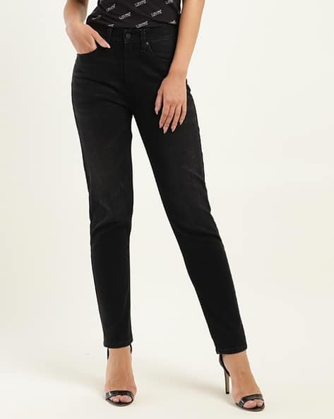 LEVI'S Women 80's Mom Relaxed Tapered Fit High-Rise Light Fade Stretchable Mid-Rise Solid Clean Jeans
