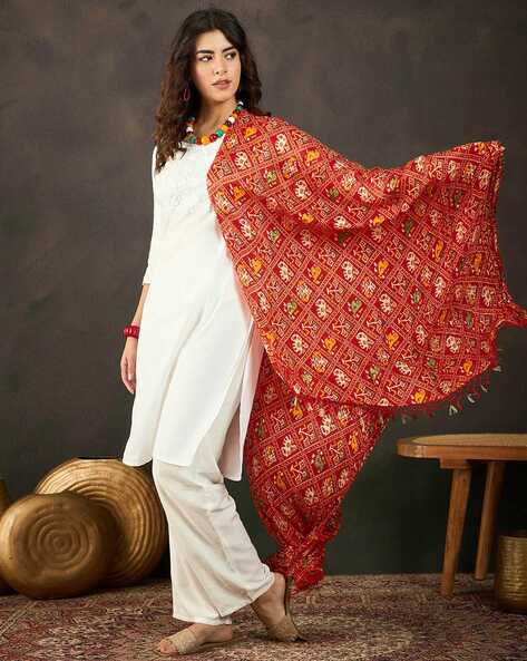 Women Printed Dupatta with Tassels Price in India