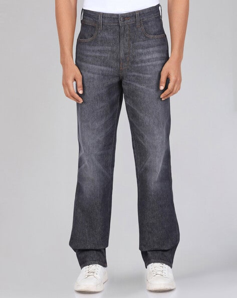 Wrangler Men Low-Rise Straight Jeans