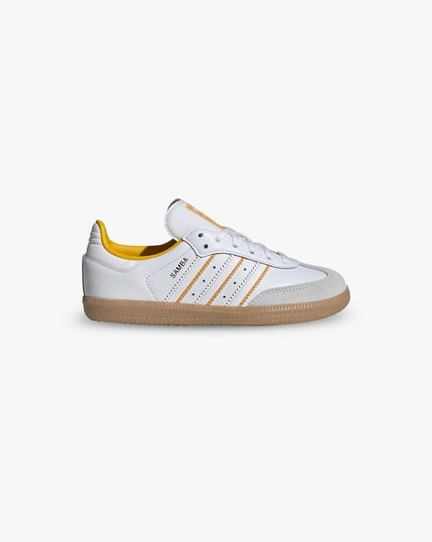 Buy ADIDAS KIDS Boys Samba OG Low-Top Lace-Up... Online | Ajio.com