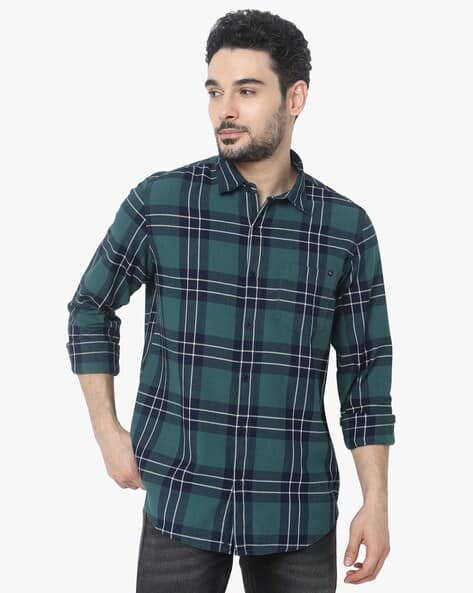 Men Checked Slim Fit Shirt