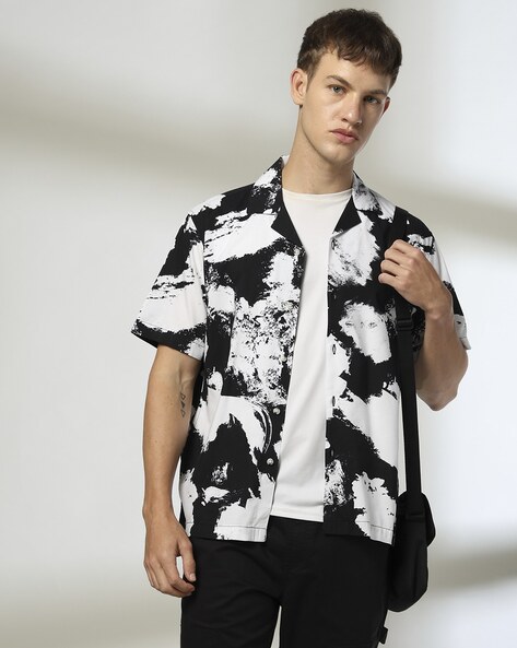 Men Printed Regular Fit Shirt