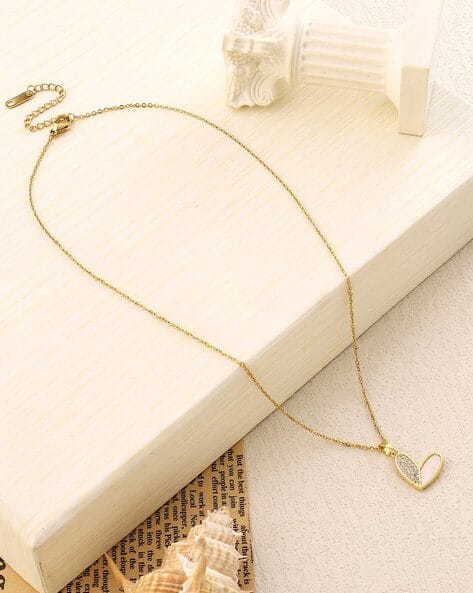 Salty Anti-Tarnish Link Chain Short Necklace with Heart Pendant