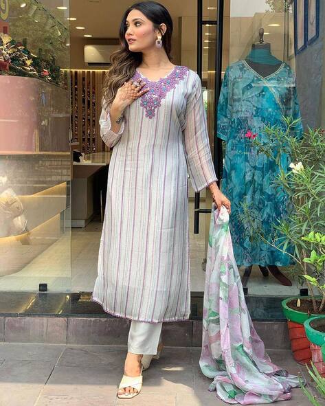 Women Striped Straight Kurta Set Price in India