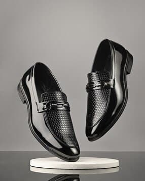 Men Round-Toe Slip-On Loafers