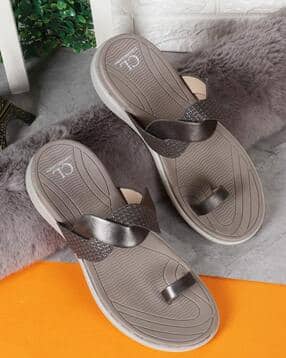 carlton london Women Logo Print Toe-Ring Sandals-picture-16