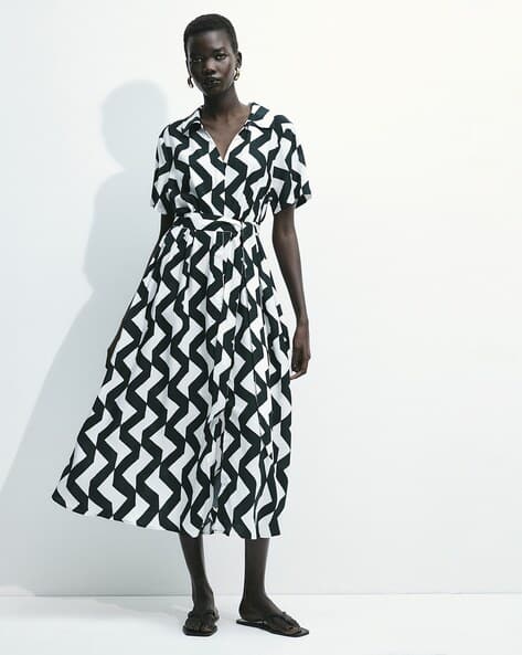 Buy Black/White patterned Dresses for Women by H&M Online