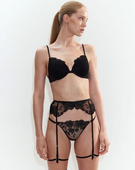 Buy H&M Women Lace Suspender Belt Online