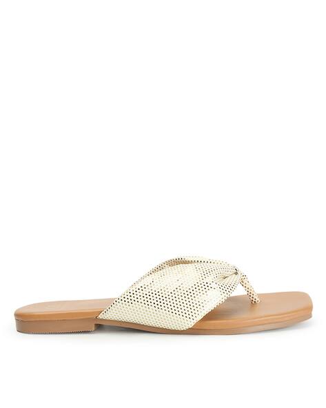 Women Embellished Thong-Strap Flat Sandals