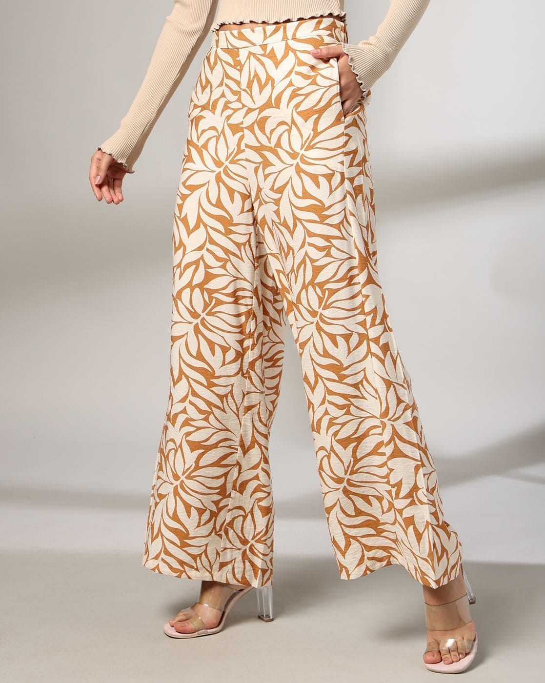 Women Printed Wide-Leg Trousers