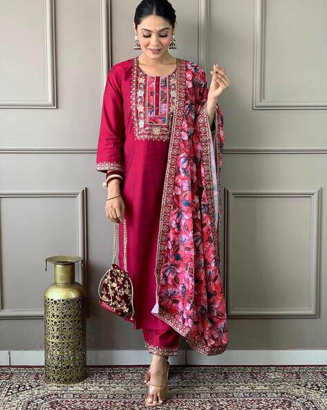 Women Embroidered Straight Kurta Set Price in India