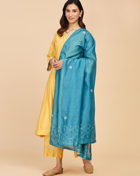 Women Embroidered Dupatta Price in India