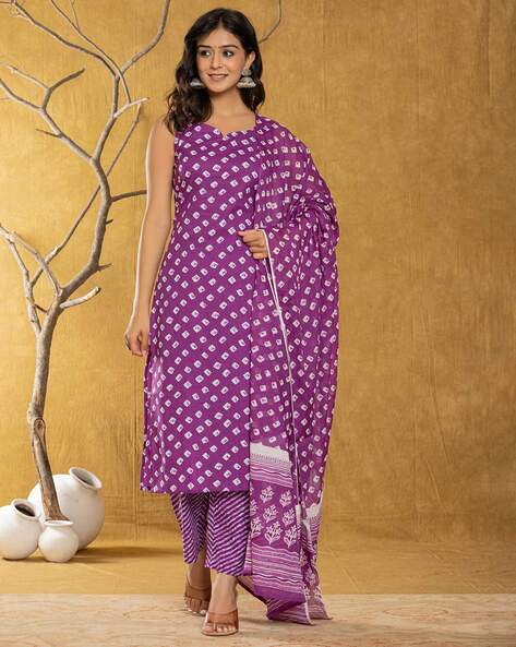 Women Printed Straight Kurta Set Price in India