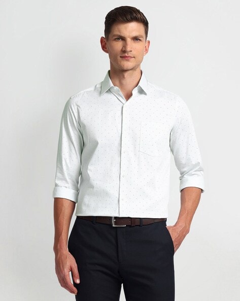 Men Micro Print Slim Fit Shirt with Patch Pocket