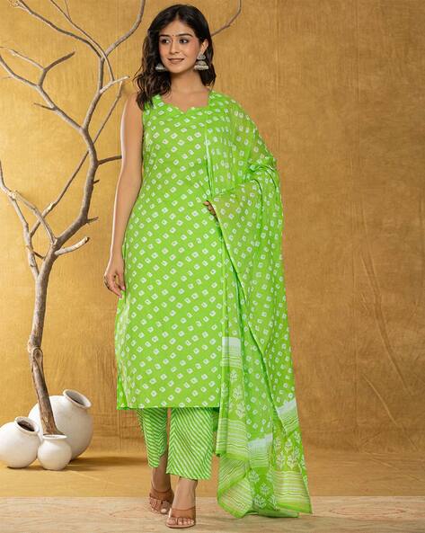 Women Printed Straight Kurta Set Price in India