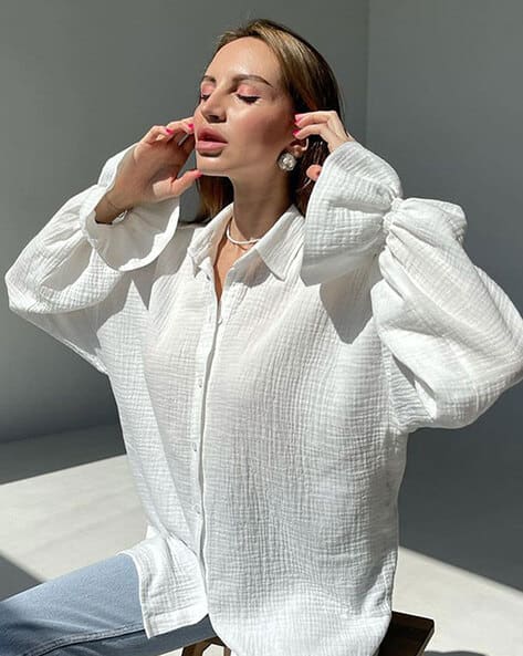 Women Loose Fit Spread-Collar Shirt