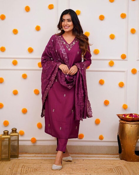 Women Embroidered Straight Kurta Set Price in India