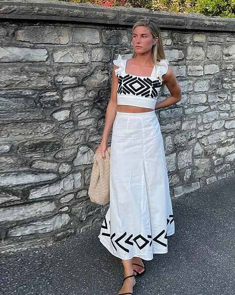 Crop top and skirt set online india hotsell