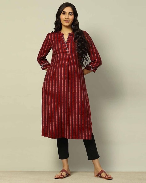 Rangriti Women  Viscose Blend Printed Straight Kurta