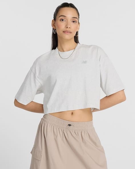 NEW BALANCE Women Relaxed Fit Crew-Neck T-Shirt with Logo Embroidery