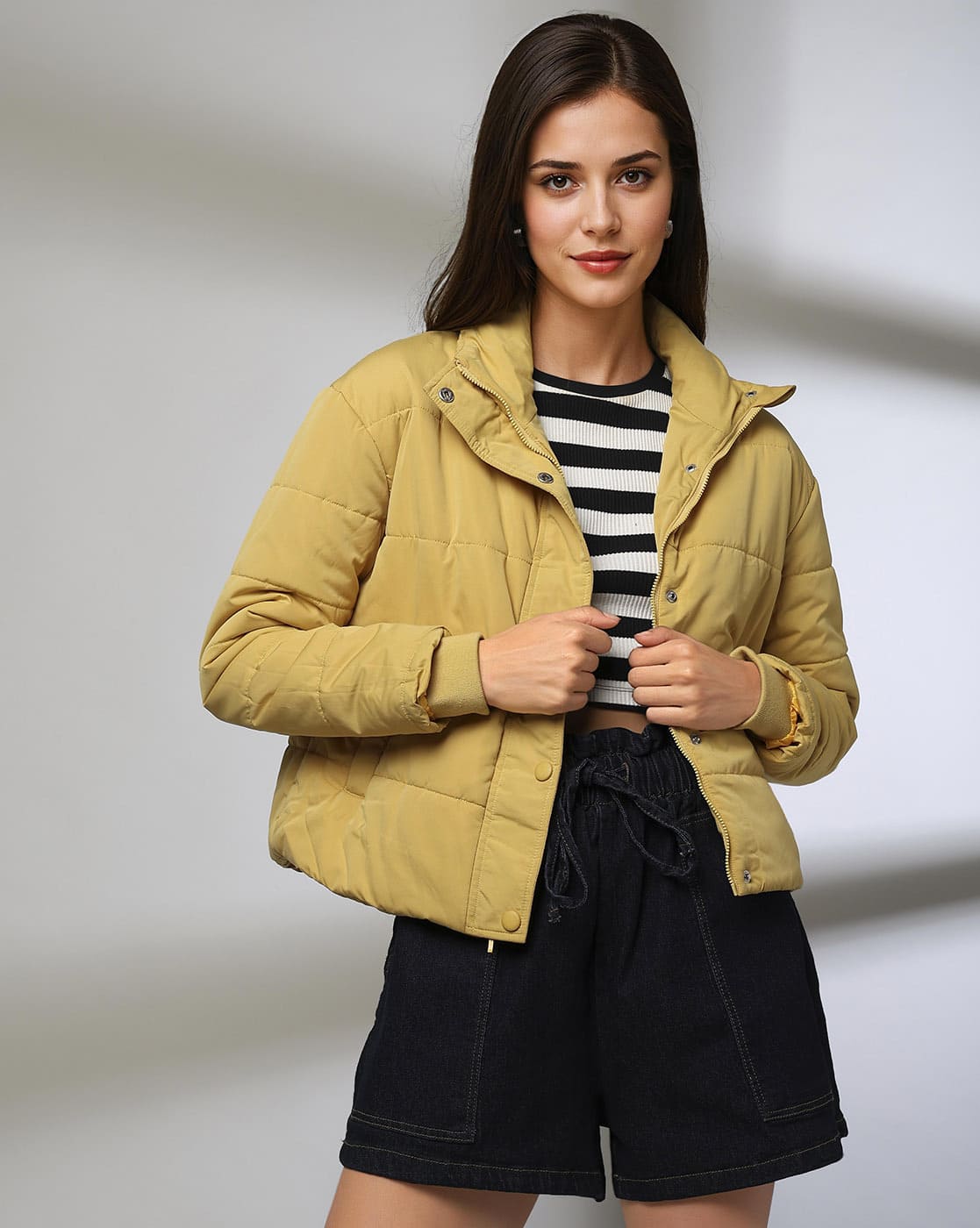 -1117Wx1400H-443045479-yellow-