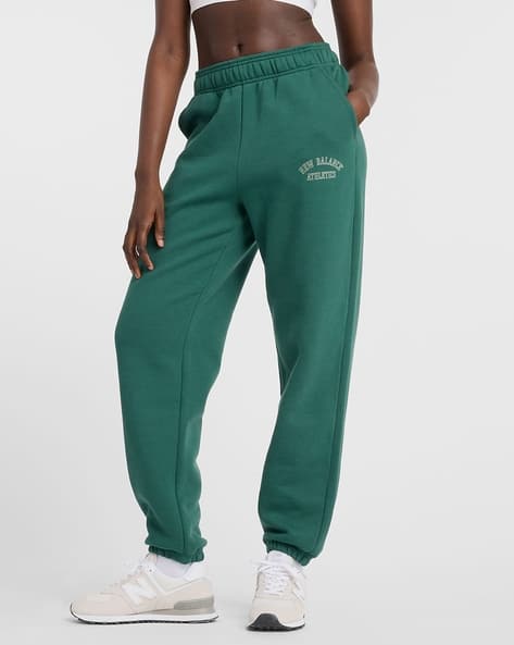 NEW BALANCE Women Relaxed Fit Pleated Jogger Pants with Logo Print