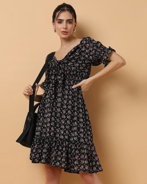 Buy SHOWOFF Graphic Print Fit & Flare Dress Online | Ajio.com Buy SHOWOFF Graphic Print Fit & Flare Dress Online | Ajio.com