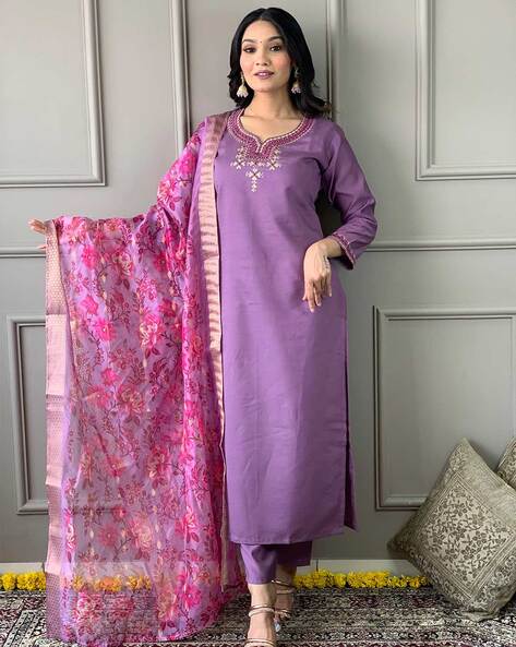 Women Embroidered Straight Kurta Set Price in India