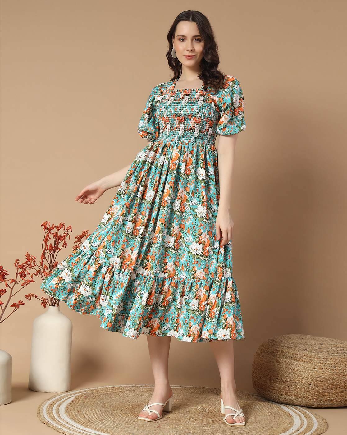 black dress with pink roses PRE-ORDER - Vacation in Vintage caroline mini dress Color:Cornflower Blue Solid end weddings and formal Lidia Poet Wedding Dress