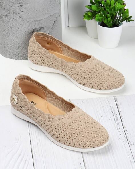 Women Slip On Casual Shoes