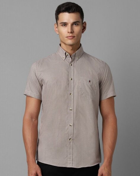 Men Micro Print Slim Fit Shirt with Patch Pocket