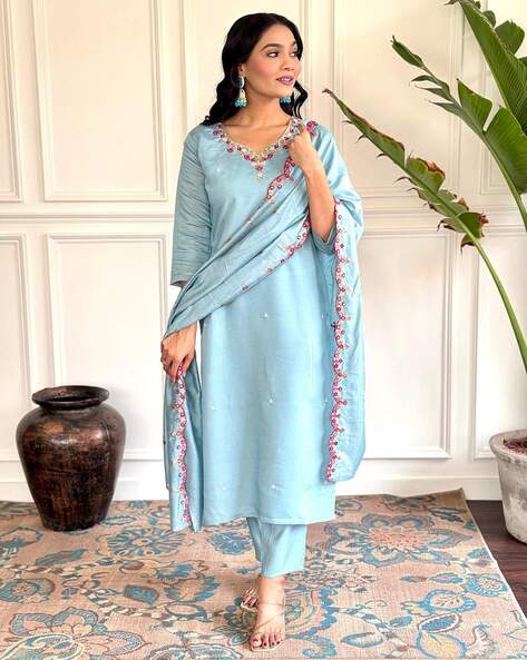 Women Embroidered Straight Kurta Set Price in India