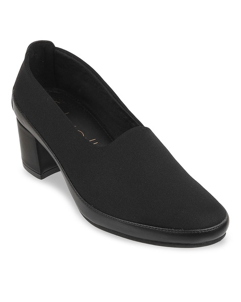 Catwalk Women Round-Toe Slip-On Pumps